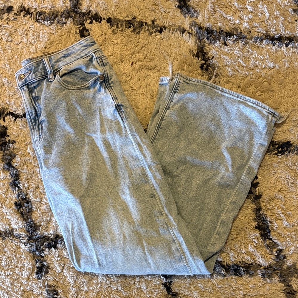 American Eagle Super High Rise Baggy Wide Leg Jeans